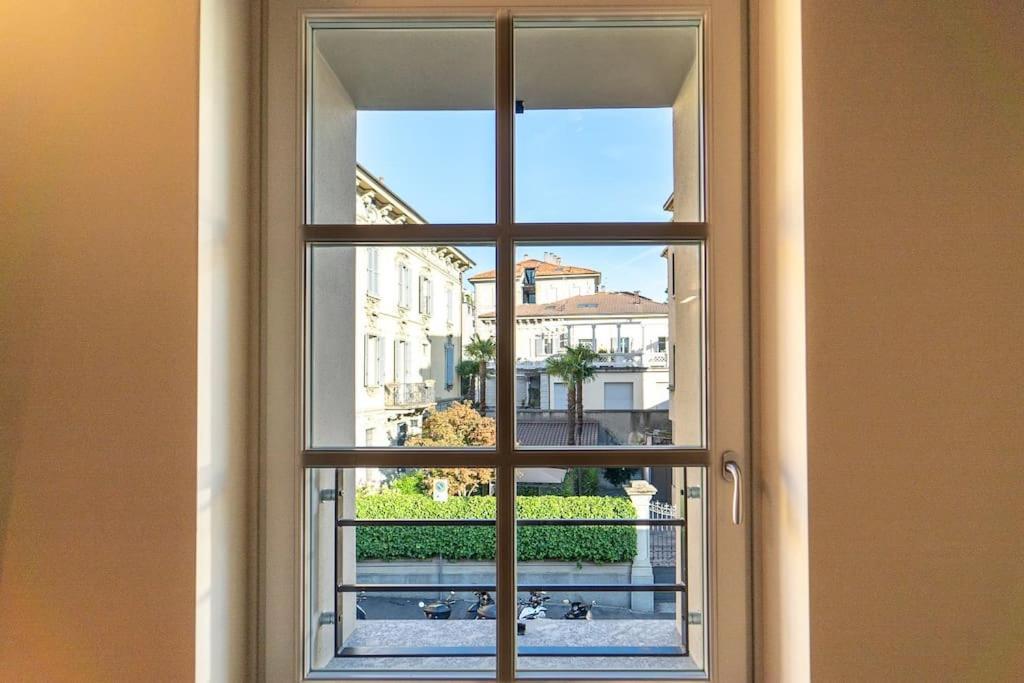 Moderno Appartamento A 200 Metri Dal Duomo Como Eksteriør billede
